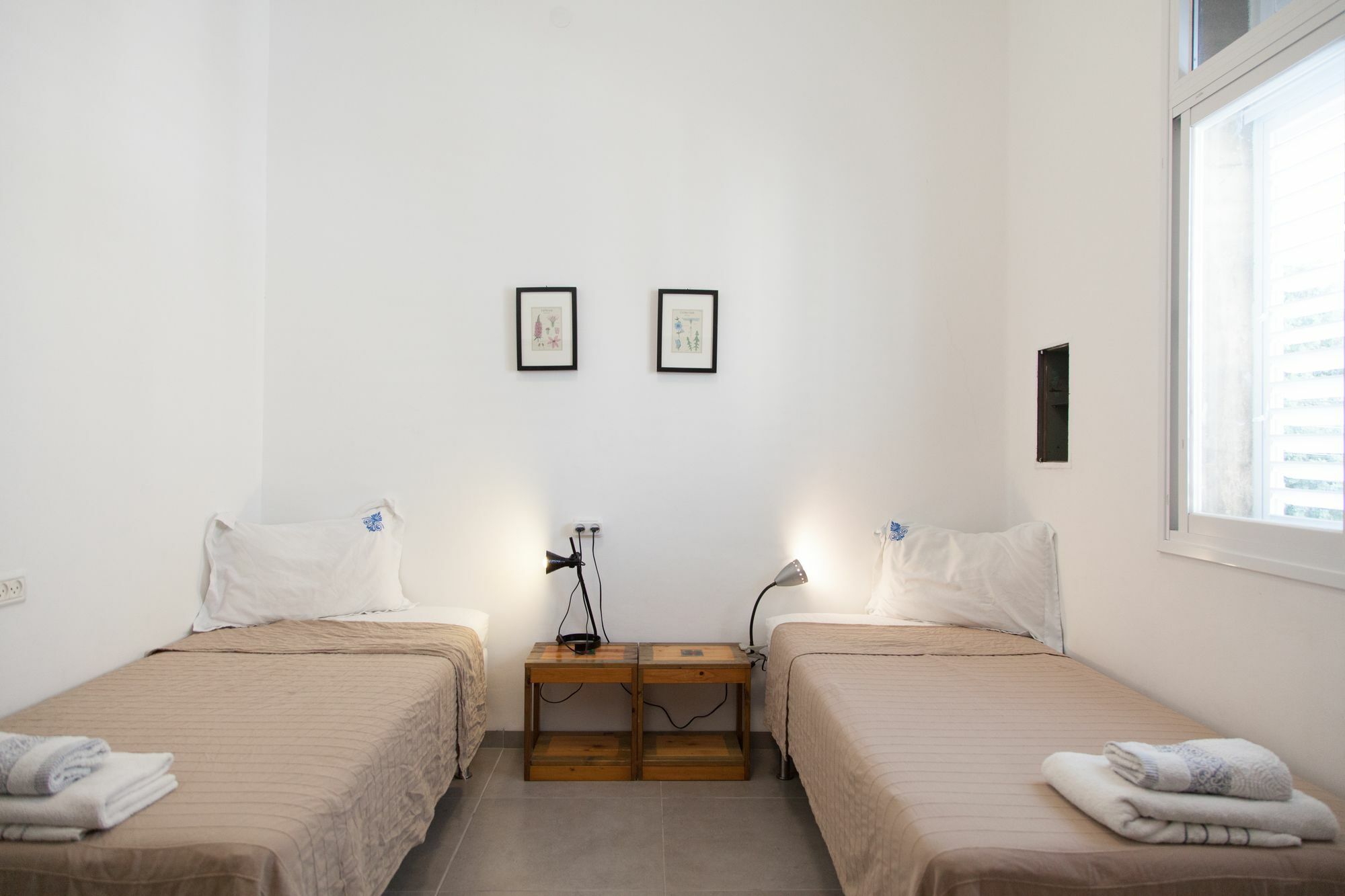 Carmel Apartments Haifa Bagian luar foto