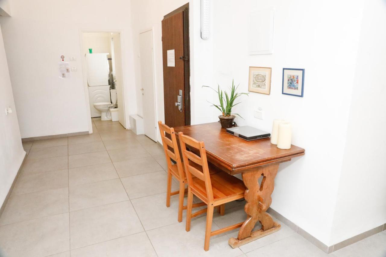 Carmel Apartments Haifa Bagian luar foto