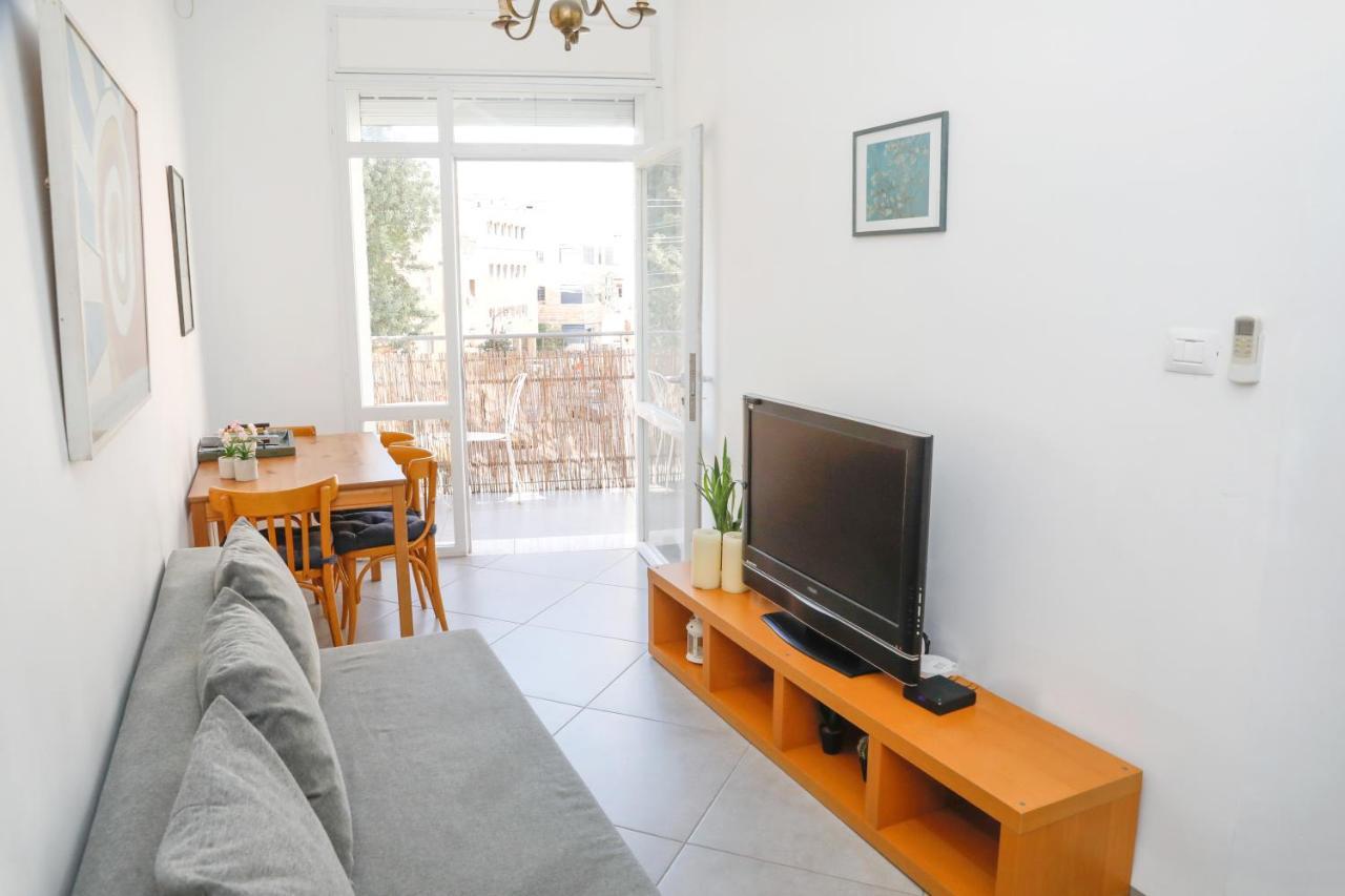 Carmel Apartments Haifa Bagian luar foto