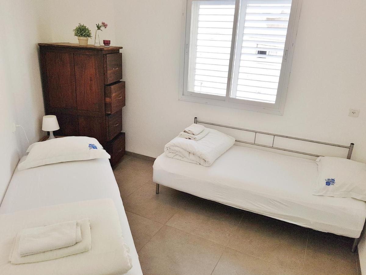 Carmel Apartments Haifa Bagian luar foto